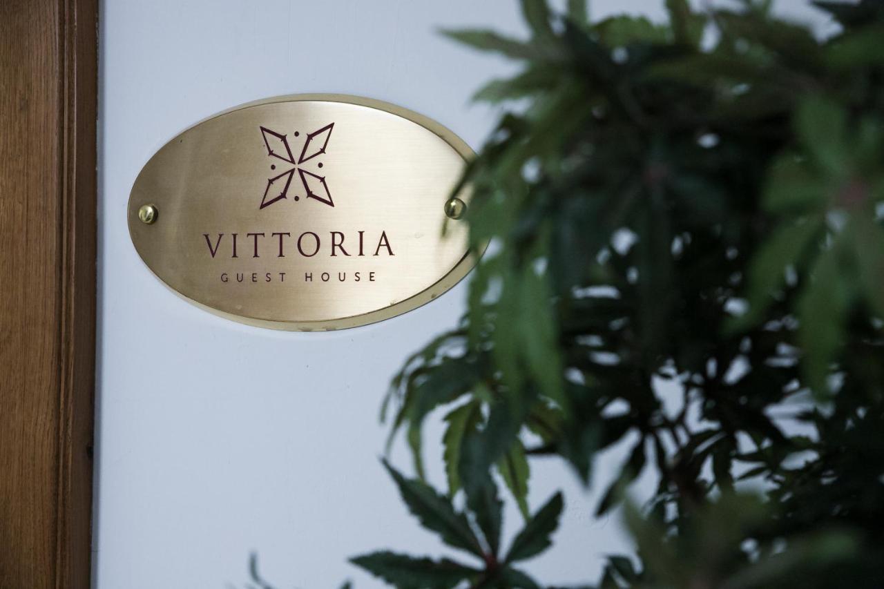 Vittoria Guest House Salerno Exteriör bild